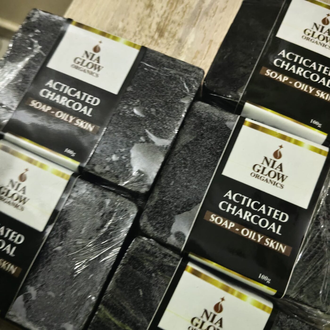 Nia Glow Activated Charcoal Soap bars for oily skin, 100g